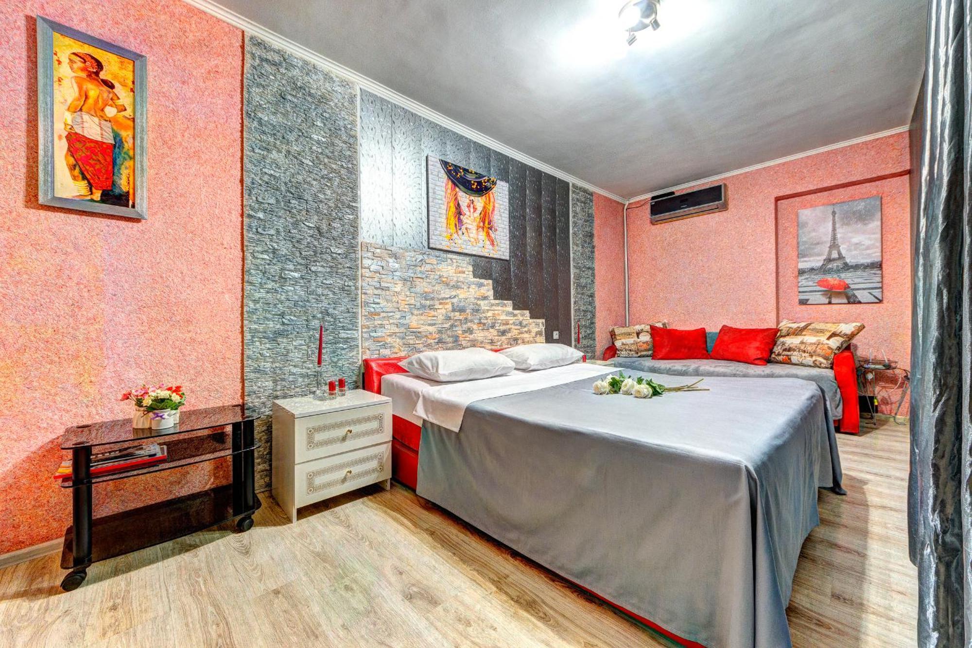 4-кімнатні поруч з метро золоті ворота Apartment Kyiv