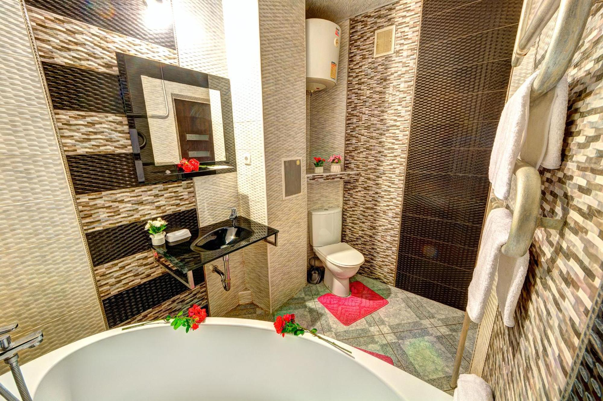 Apartment 4-кімнатні поруч з метро золоті ворота
